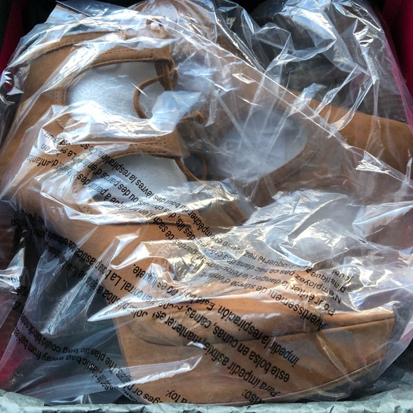 Vince Camuto women’s shoes - Picture 6 of 7